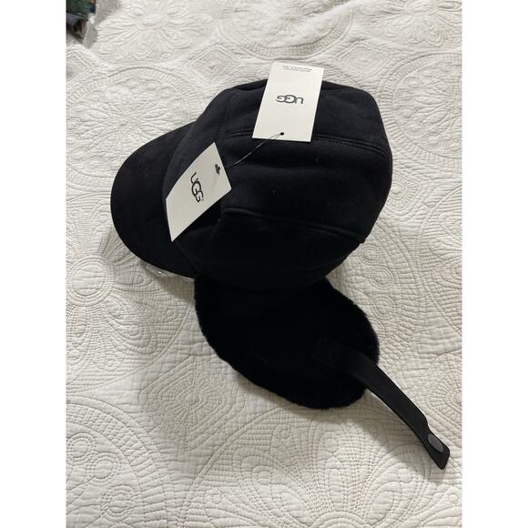 UGG Trapper Hat Black Water Resistant Faux Fur Lined Ear Flap P/M New - Picture 2 of 8